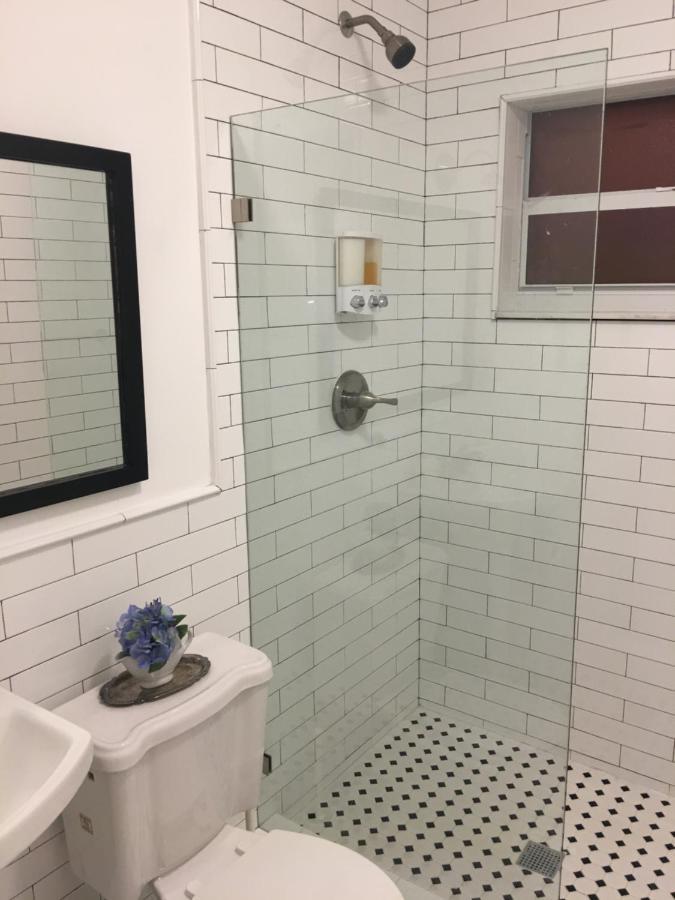 Private Studio Blocks From Coconut Grove 마이애미 외부 사진