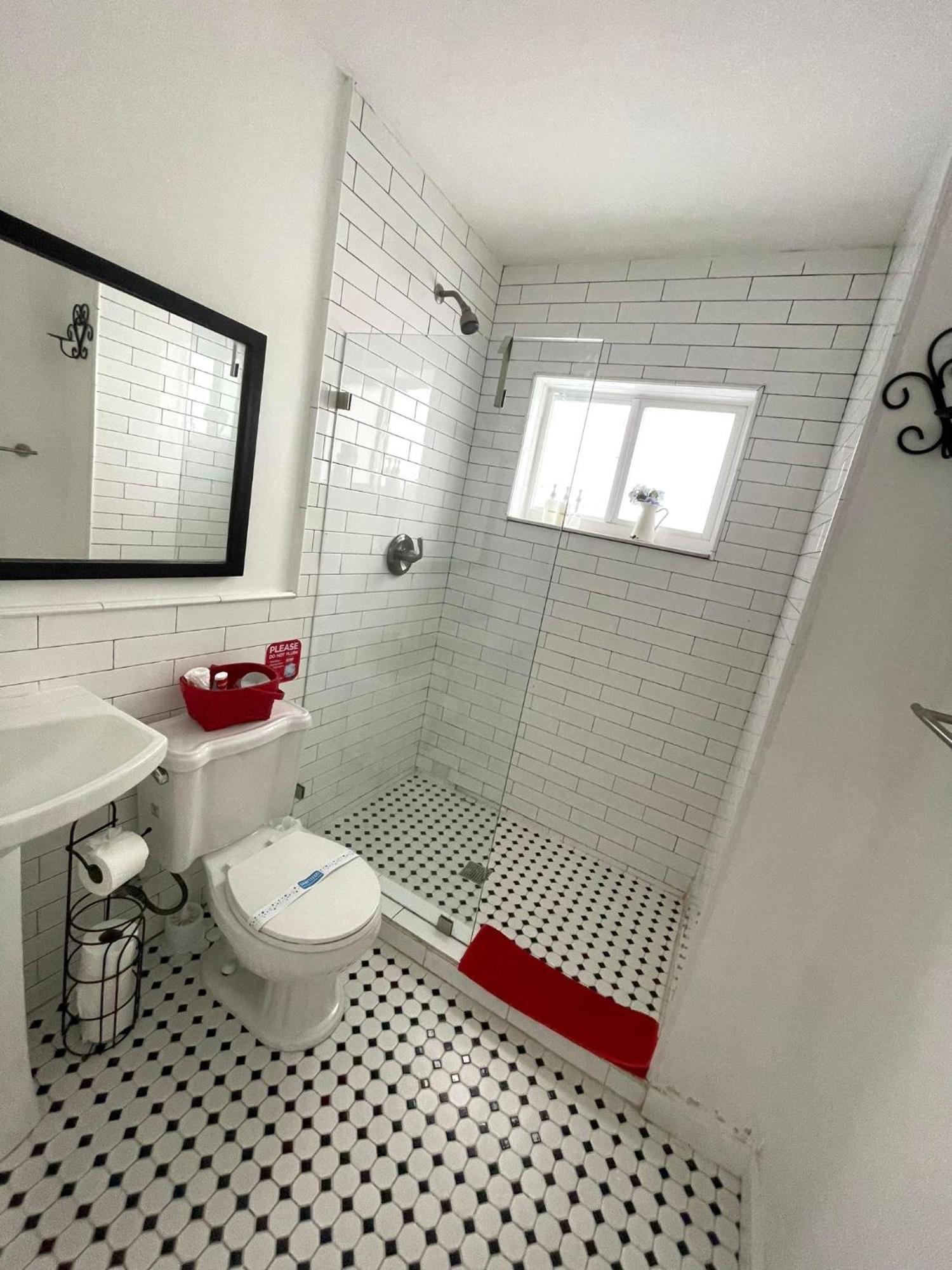 Private Studio Blocks From Coconut Grove 마이애미 외부 사진