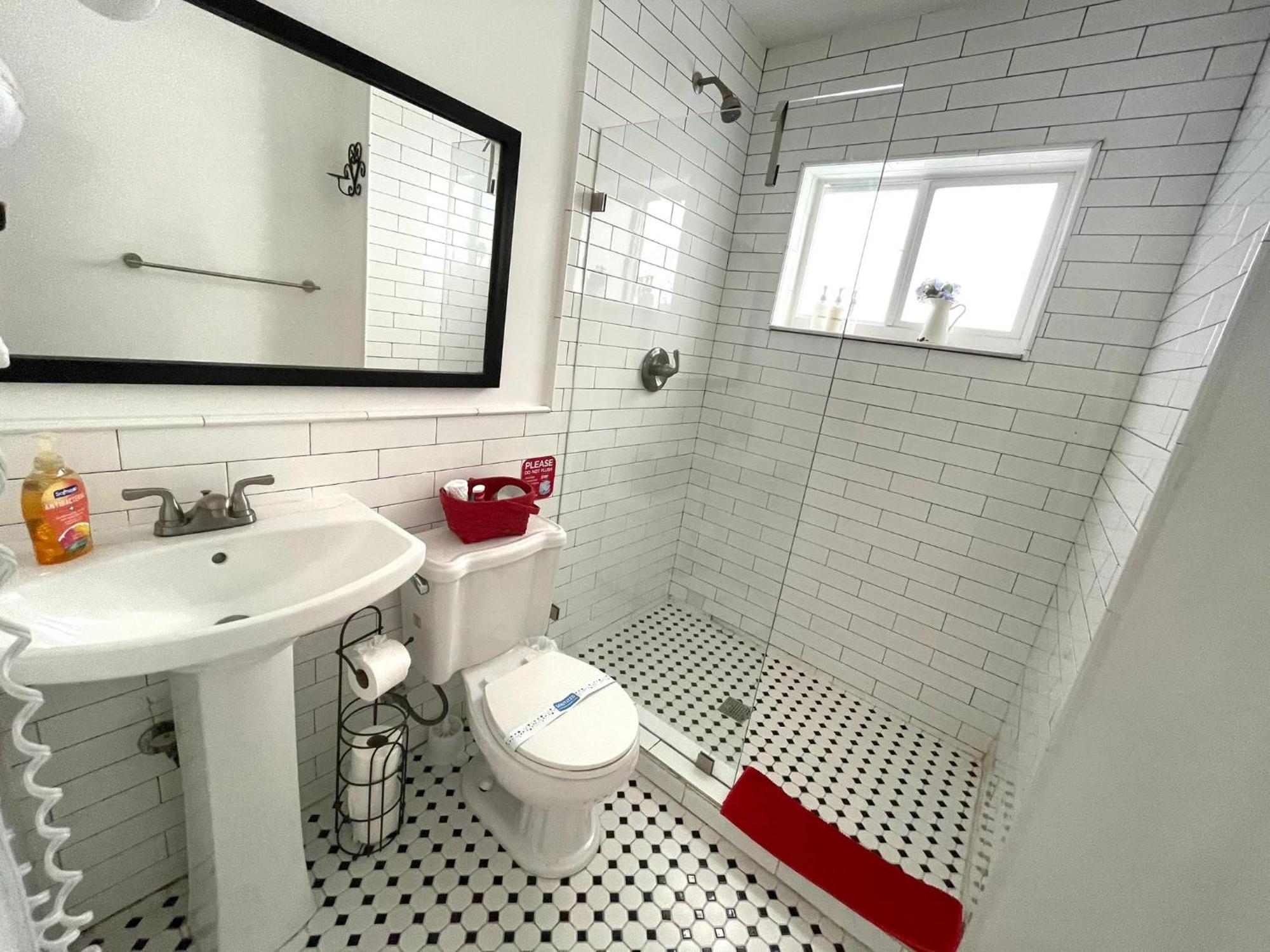 Private Studio Blocks From Coconut Grove 마이애미 외부 사진