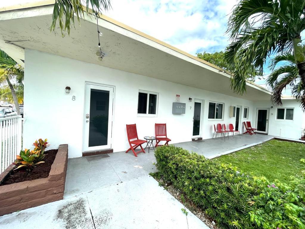 Private Studio Blocks From Coconut Grove 마이애미 외부 사진